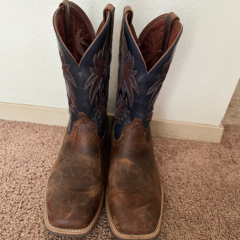 Men’s Ariat Cowboy Boots